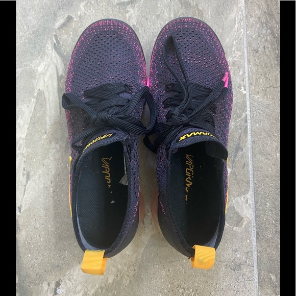 Nike Air Vapormax Flyknit 2 Women's 6.5 Pink Blast - Picture 4 of 9